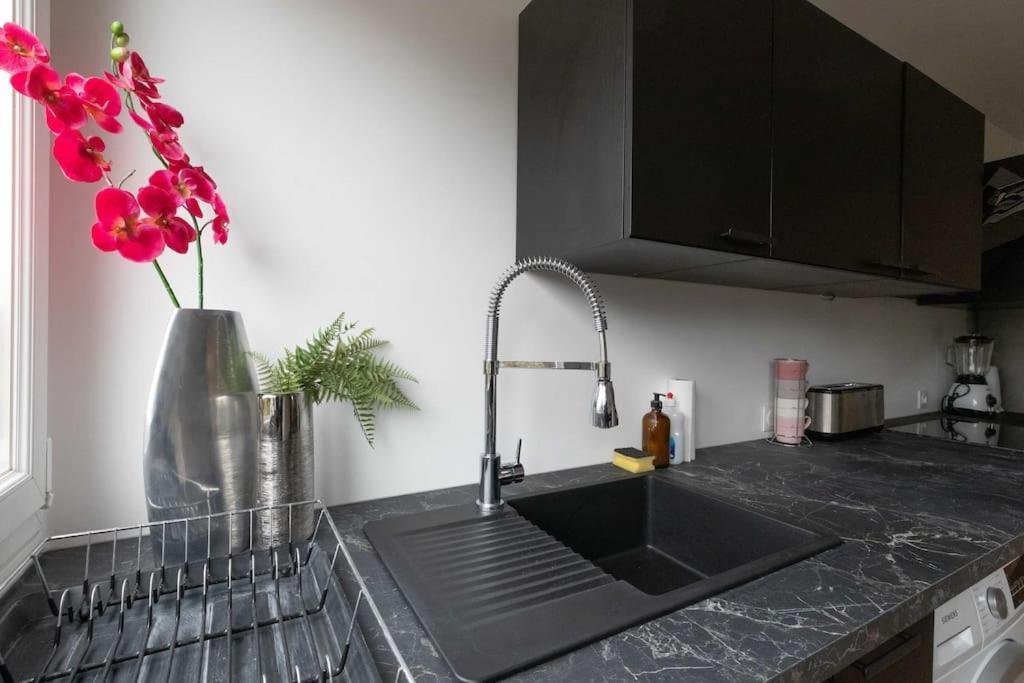 & Le Grand Lumineux Apartment