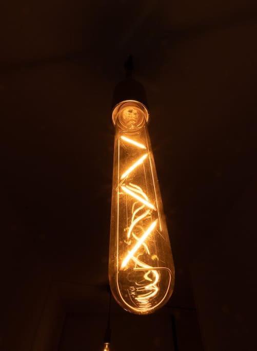 & Le Grand Lumineux *